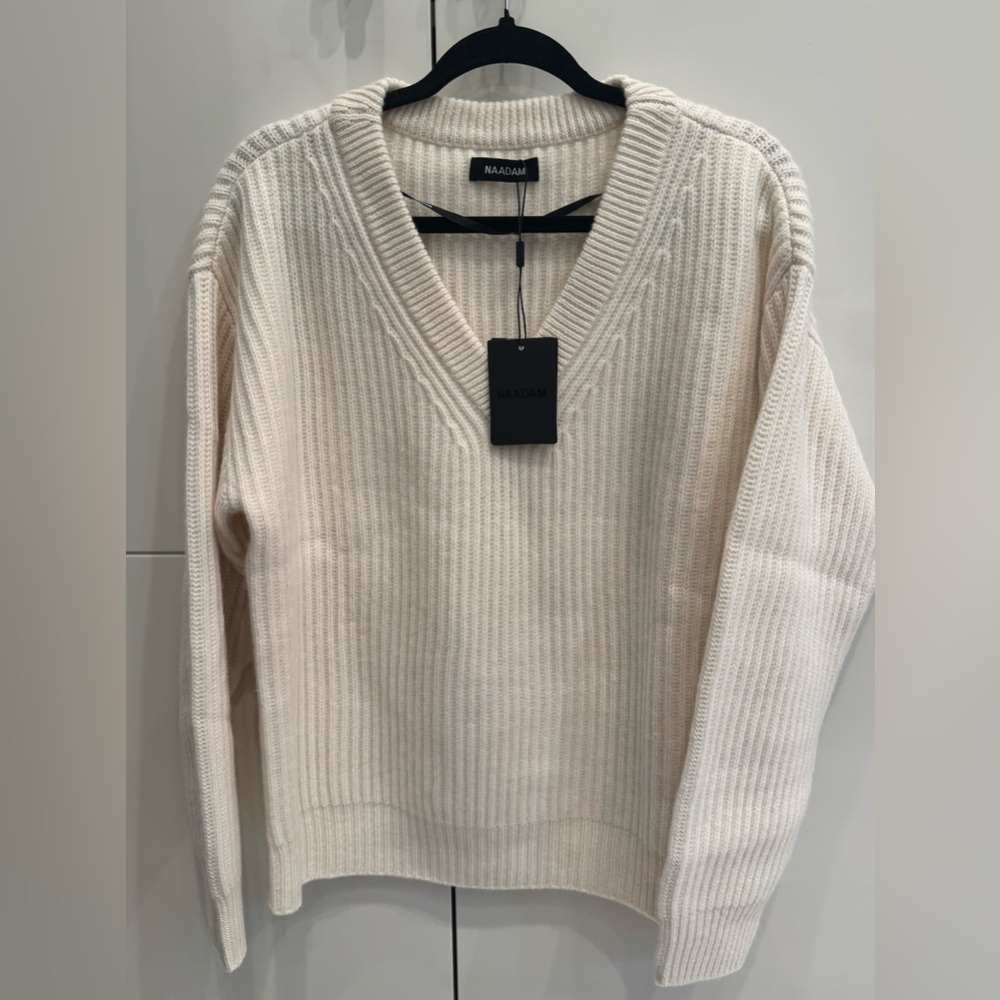 NAADAM Super Luxe Cashmere Fisherman V-Neck Sweater - White